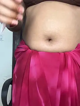 Snapshot of Cute-Russian chatting on 11/28/25, 04:26 Cute-Russian online show from 11/28/25, 04:26