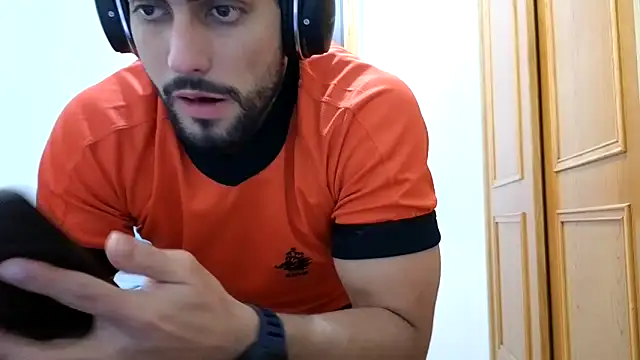 Snapshot of Jackyrose chatting on 12/07/24, 02:31 Jackyrose online show from 12/07/24, 02:31