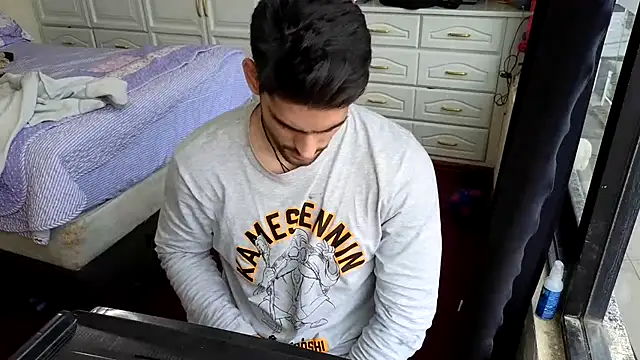 Snapshot of Jackyrose chatting on 03/07/25, 08:44 Jackyrose online show from 03/07/25, 08:44