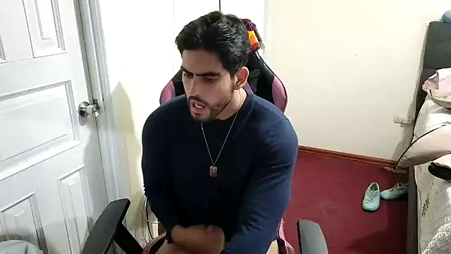 Snapshot of Jackyrose chatting on 12/16/25, 11:21 Jackyrose online show from 12/16/25, 11:21