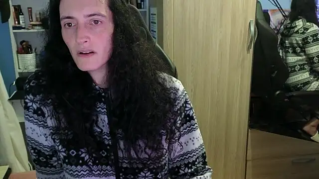 Snapshot of MemiKouki chatting on 04/14/26, 03:40 MemiKouki online show from 04/14/26, 03:40