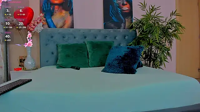 MichelleReys online show from 02/26/25, 03:21