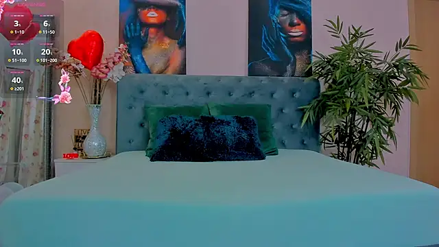 MichelleReys online show from 02/28/25, 07:14