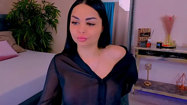 MichelleReys online show from 11/22/25, 08:52