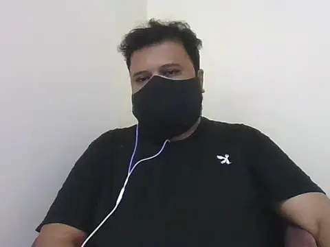 Snapshot of Hunk-Hand6 chatting on 11/21/25, 10:52 Hunk-Hand6 online show from 11/21/25, 10:52
