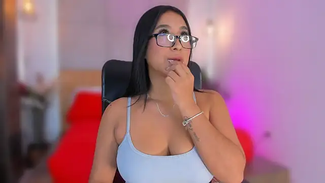 BellaHarllow online show from 02/23/26, 07:55