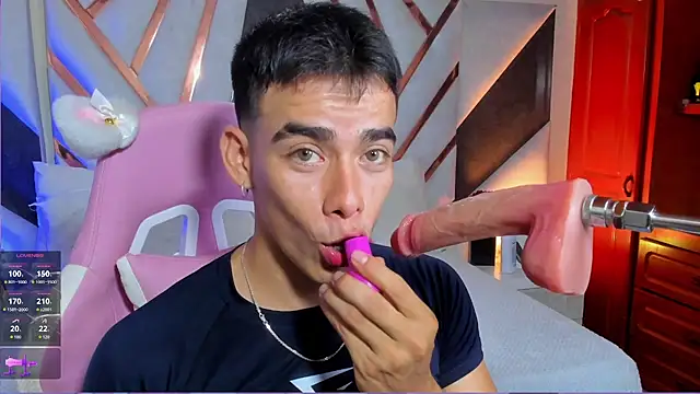 Snapshot of its_liam18 chatting on 02/25/26, 12:20 its liam18 online show from 02/25/26, 12:20