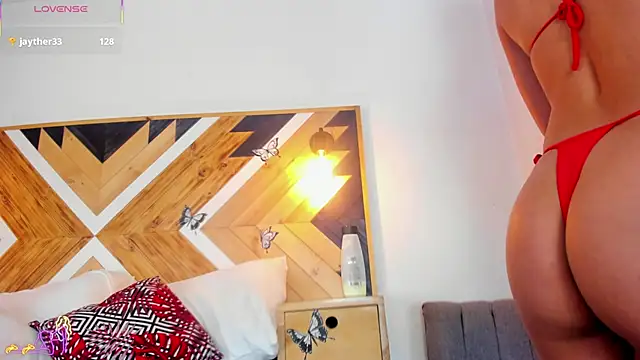 Kathaleiya Ozz online show from 10/17/25, 07:38