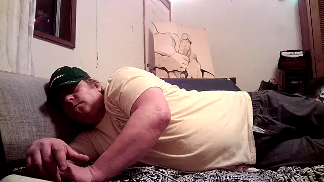 Snapshot of Mic_Oxinner chatting on 12/08/24, 01:58 Mic Oxinner online show from 12/08/24, 01:58