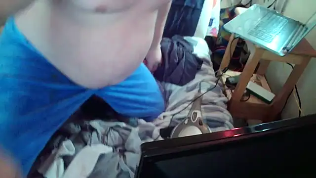 Snapshot of Mic_Oxinner chatting on 01/14/25, 06:49 Mic Oxinner online show from 01/14/25, 06:49