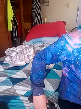 Snapshot of Mic_Oxinner chatting on 02/10/25, 07:07 Mic Oxinner online show from 02/10/25, 07:07