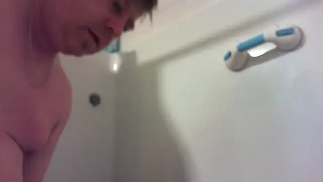 Snapshot of Mic_Oxinner chatting on 09/26/25, 09:02 Mic Oxinner online show from 09/26/25, 09:02