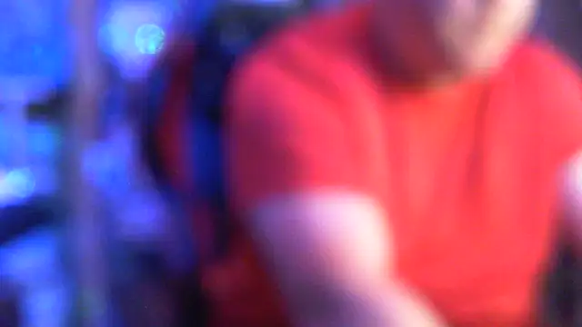 Snapshot of Mic_Oxinner chatting on 10/01/25, 08:09 Mic Oxinner online show from 10/01/25, 08:09