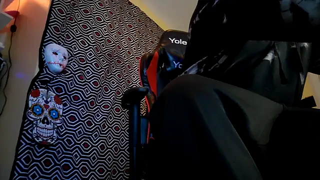 Snapshot of Mic_Oxinner chatting on 10/03/25, 03:25 Mic Oxinner online show from 10/03/25, 03:25