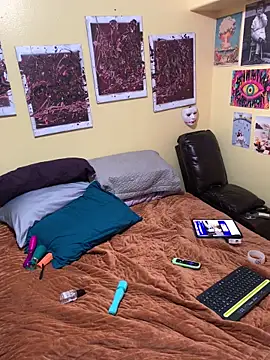 Snapshot of Mic_Oxinner chatting on 04/17/26, 10:13 Mic Oxinner online show from 04/17/26, 10:13