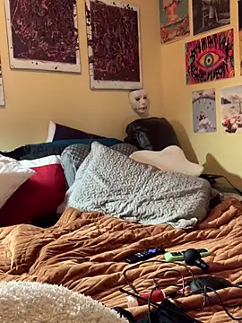 Snapshot of Mic_Oxinner chatting on 04/22/26, 09:33 Mic Oxinner online show from 04/22/26, 09:33