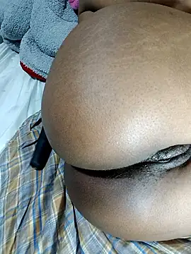 cuttie sasha online show from 10/11/25, 03:10