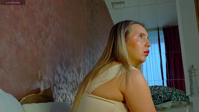 lexy a online show from 04/02/26, 04:21