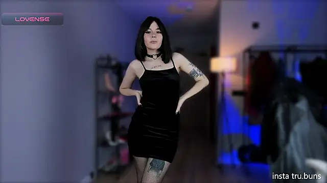 AnnaTrueno online show from 10/05/25, 05:00