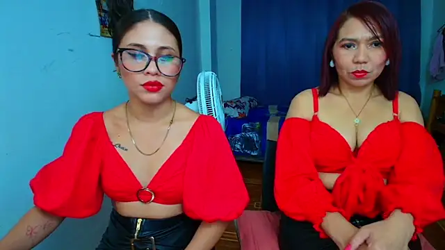 Snapshot of dannamomcerrat chatting on 02/20/25, 02:40 dannamomcerrat online show from 02/20/25, 02:40