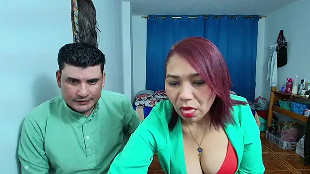 Snapshot of dannamomcerrat chatting on 02/25/25, 12:58 dannamomcerrat online show from 02/25/25, 12:58