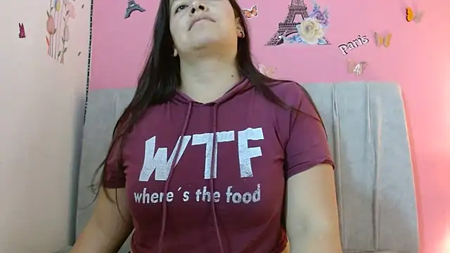 Snapshot of monickhot303av chatting on 03/06/25, 03:02 monickhot303av online show from 03/06/25, 03:02