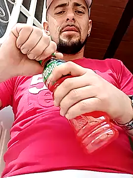 Snapshot of fire_menxxx001 chatting on 02/08/25, 02:05 fire menxxx001 online show from 02/08/25, 02:05