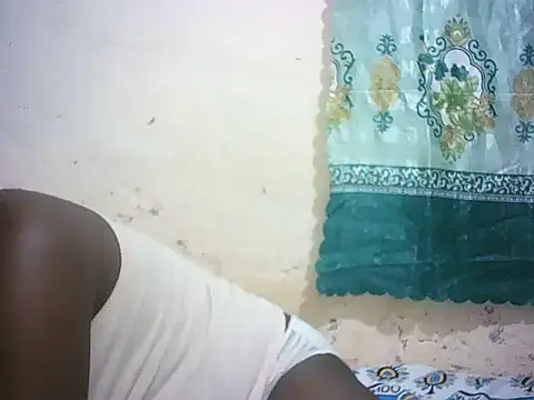 Snapshot of ebony_valleria chatting on 07/07/26, 05:10 ebony valleria online show from 07/07/26, 05:10