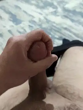 Snapshot of ssikerek23 chatting on 02/05/26, 05:50 ssikerek23 online show from 02/05/26, 05:50