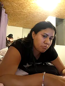 Snapshot of KasiaVenus_ chatting on 01/06/25, 03:42 KasiaVenus  online show from 01/06/25, 03:42