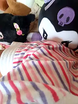 Snapshot of KasiaVenus_ chatting on 01/12/25, 08:03 KasiaVenus  online show from 01/12/25, 08:03