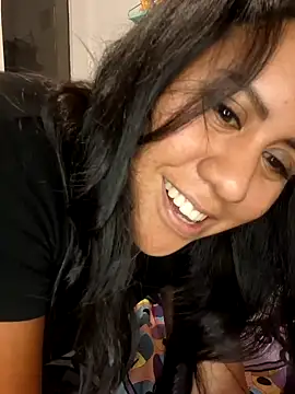 Snapshot of KasiaVenus_ chatting on 02/07/25, 02:40 KasiaVenus  online show from 02/07/25, 02:40