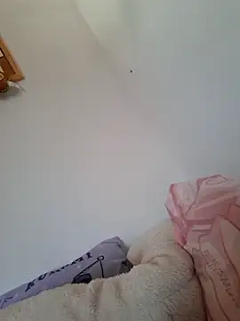 Snapshot of KasiaVenus_ chatting on 10/28/25, 12:19 KasiaVenus  online show from 10/28/25, 12:19