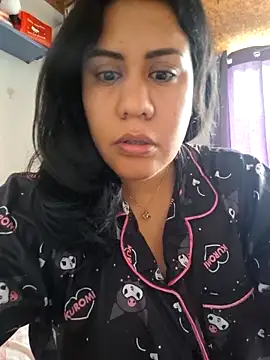 Snapshot of KasiaVenus_ chatting on 10/31/25, 12:39 KasiaVenus  online show from 10/31/25, 12:39