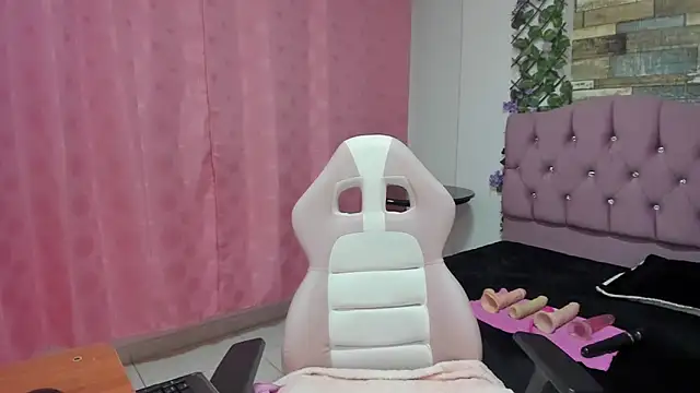 elizabeth mature23 online show from 01/08/25, 01:31