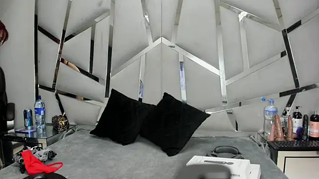 Catherinee69 x online show from 01/10/26, 03:52