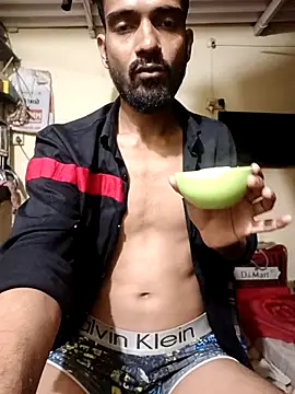 saggy1218 online show from 02/26/26, 12:31