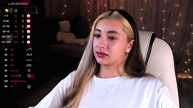 DarlaLike online show from 02/01/25, 04:46