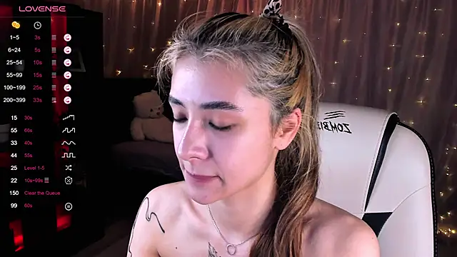 DarlaLike online show from 02/16/25, 08:21