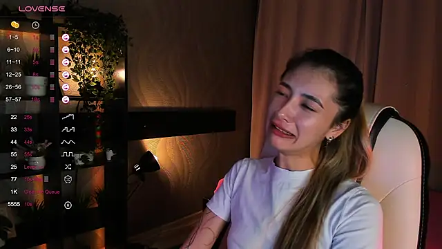 DarlaLike online show from 09/25/25, 04:05