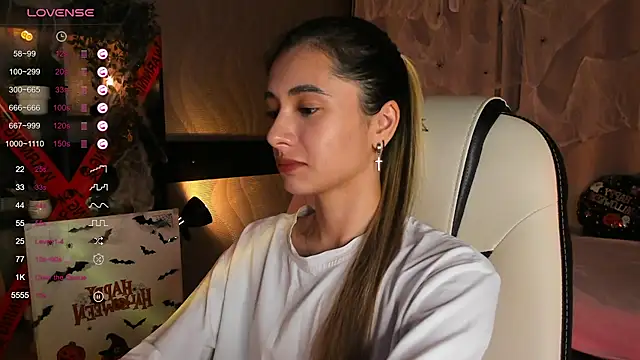 DarlaLike online show from 10/24/25, 03:47