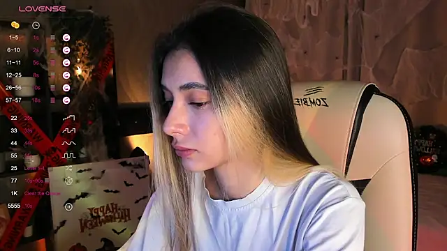 DarlaLike online show from 11/02/25, 03:42