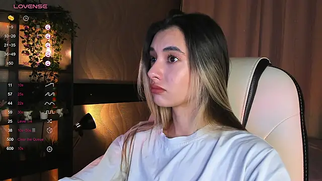 DarlaLike online show from 11/23/25, 03:39