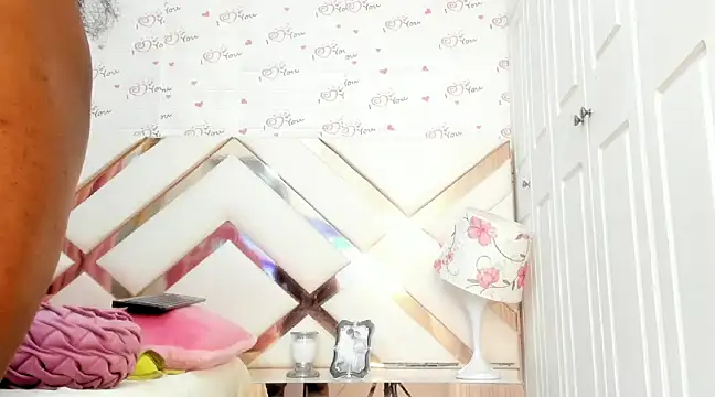 BriggitteEbonny online show from 01/01/25, 12:43