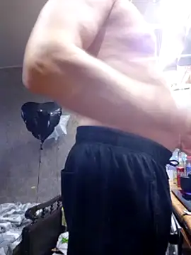 Snapshot of Viause_Kentauelle chatting on 12/05/24, 01:06 Viause Kentauelle online show from 12/05/24, 01:06