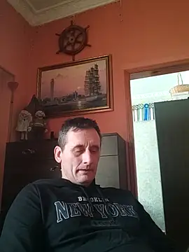 Snapshot of Viause_Kentauelle chatting on 02/27/25, 07:34 Viause Kentauelle online show from 02/27/25, 07:34