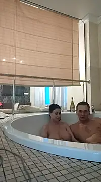 Snapshot of Viause_Kentauelle chatting on 03/19/25, 03:52 Viause Kentauelle online show from 03/19/25, 03:52