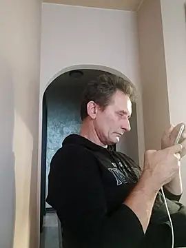 Snapshot of Viause_Kentauelle chatting on 09/10/25, 02:50 Viause Kentauelle online show from 09/10/25, 02:50