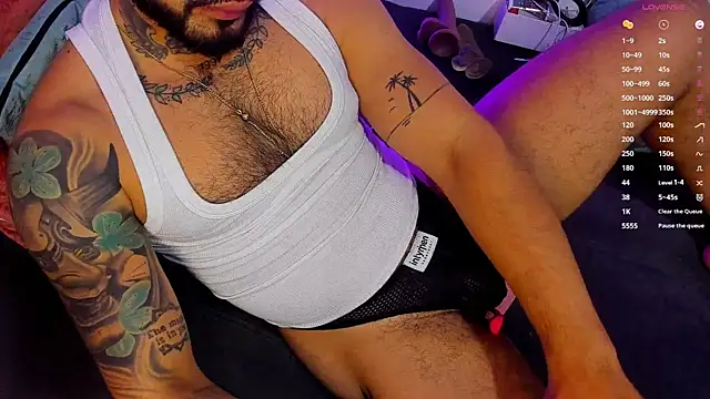 Snapshot of mikemulerr chatting on 03/11/26, 11:00 mikemulerr online show from 03/11/26, 11:00