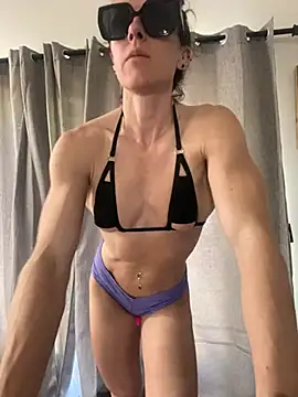 Snapshot of mrs__unknown chatting on 05/05/26, 03:20 mrs unknown online show from 05/05/26, 03:20